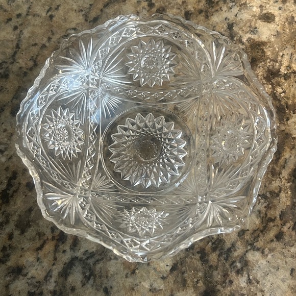 Other - Elegant Vintage Crystal Glass Bowl